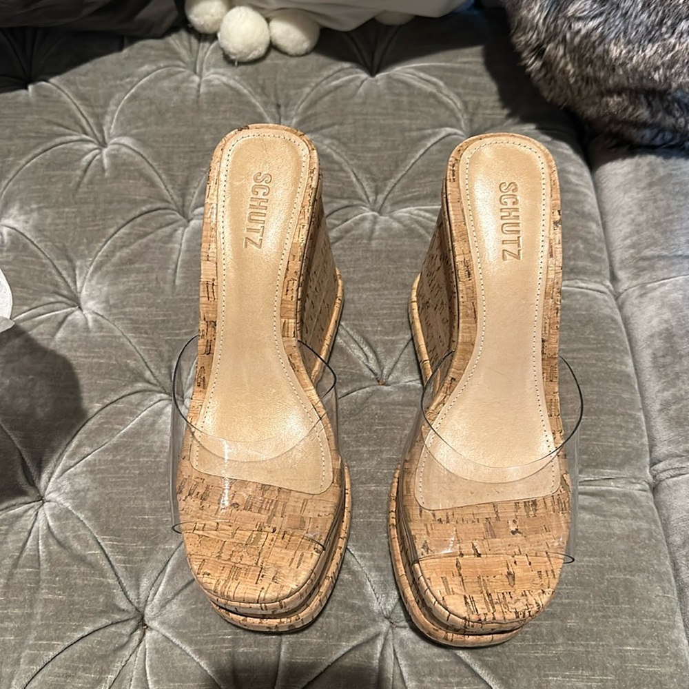 New without box Women’s 8 1/2 clear cork Schutz wedges
